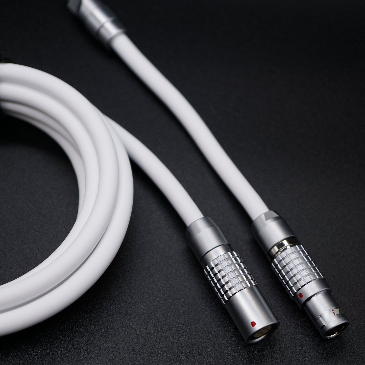 [FEMO] Silicon Cables